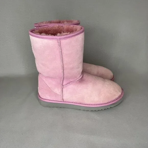 Womens UGG Boots Sz 7 Classic Short Light Pink Suede Wool - Picture 2 of 10